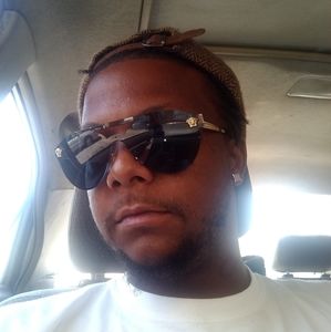 Meet your Posher, Devin